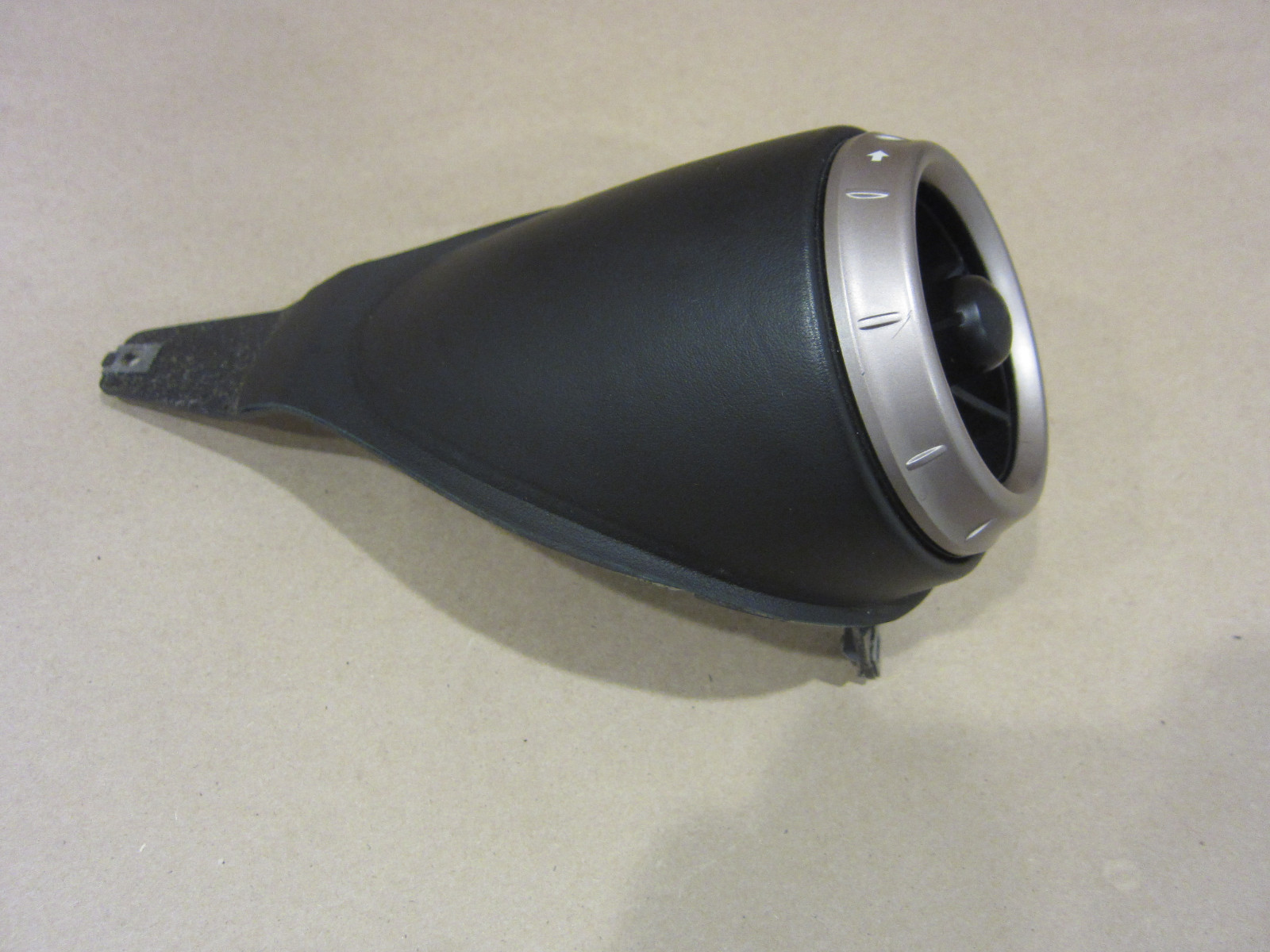 Ferrari California - Side Dash Air Vent Complete - Part # 80802400 & 81986900
