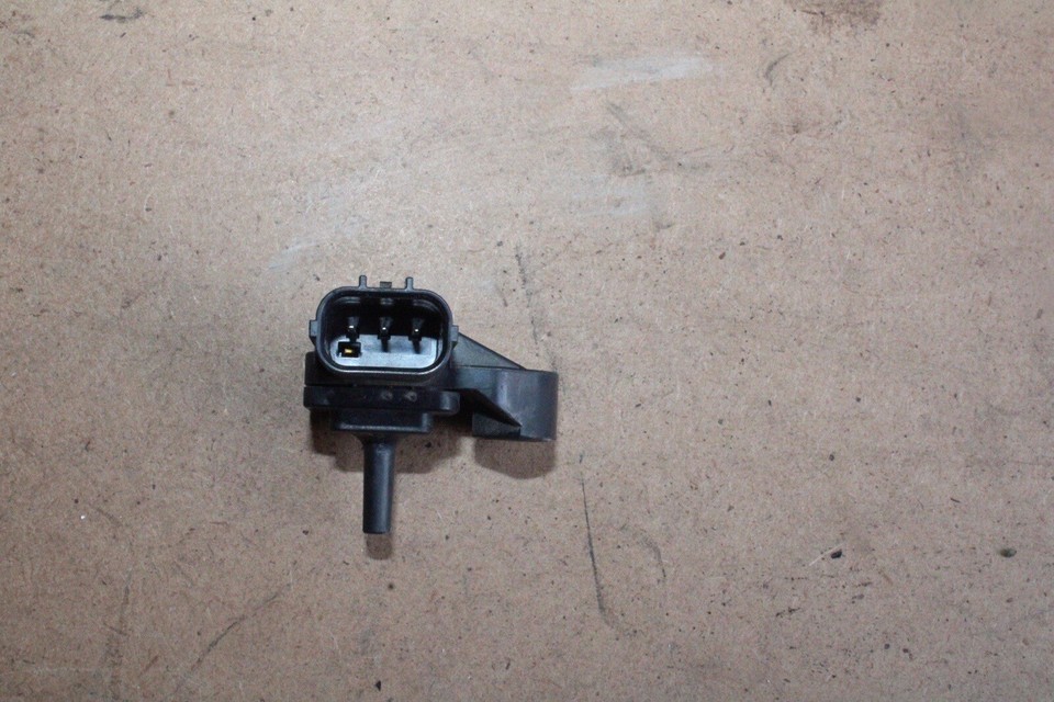 2009 2014 YAMAHA YZF R1 MAP MASS AIR FLOW PRESSURE SENSOR EBay 2009-2014-yamaha-yzf-r1-map-mass-air-flow-pressure-sensor-ebay