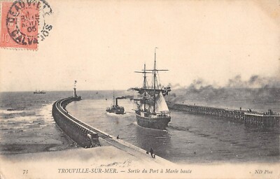 Old postcard 14 FOUVILLE SUR MER EXIT DU PORT A TARE HAUTE