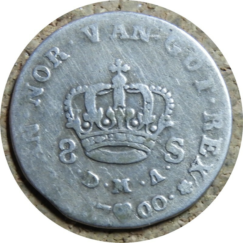 elf Denmark 8 Skilling 1700  Silver