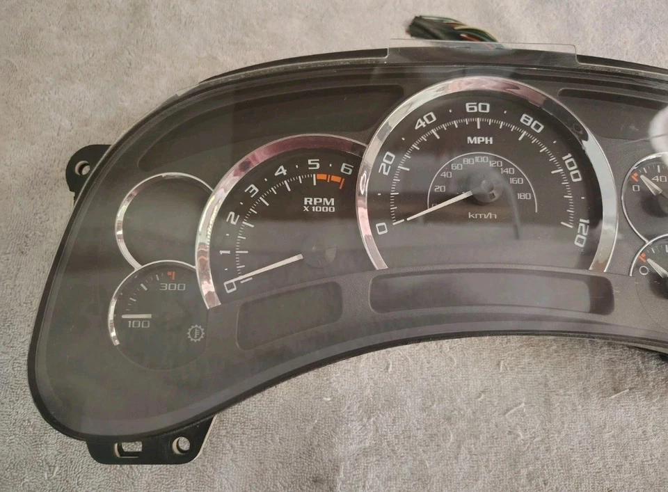 Cuadro de instrumentos Cadillac Escalade ESV EXT Platinum 2005-2006 165 k millas OEM Foto 2 de 4
