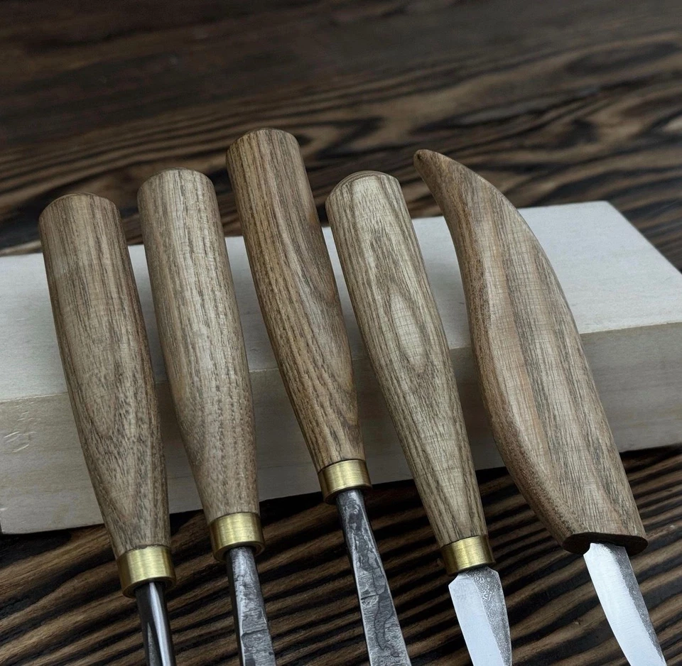 5-Piece Wood Carving Tools Set with Leather Roll – Hand Forged Knives & Chisels - Image 4 of 4