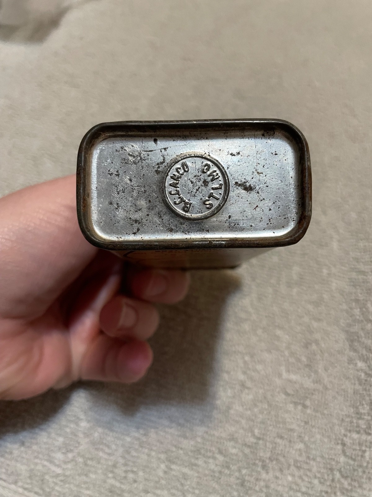 VTG  Windsor Brand Cloves Paper Body Metal Top and Base Spice Tin 2 ounces TN