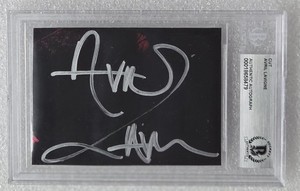 Autograph Avril Lavigne | eBay