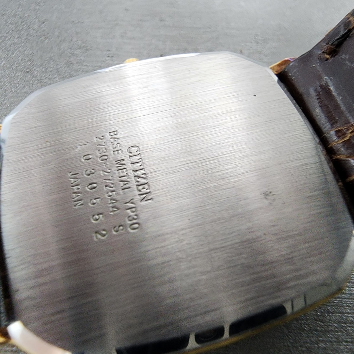 Citizen Exceed Watch Men 29mm Champagne Dial Gold Tone 2730-272544