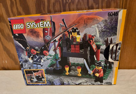 LEGO 6045 NINJA SURPRISE - 100% w/manual + box