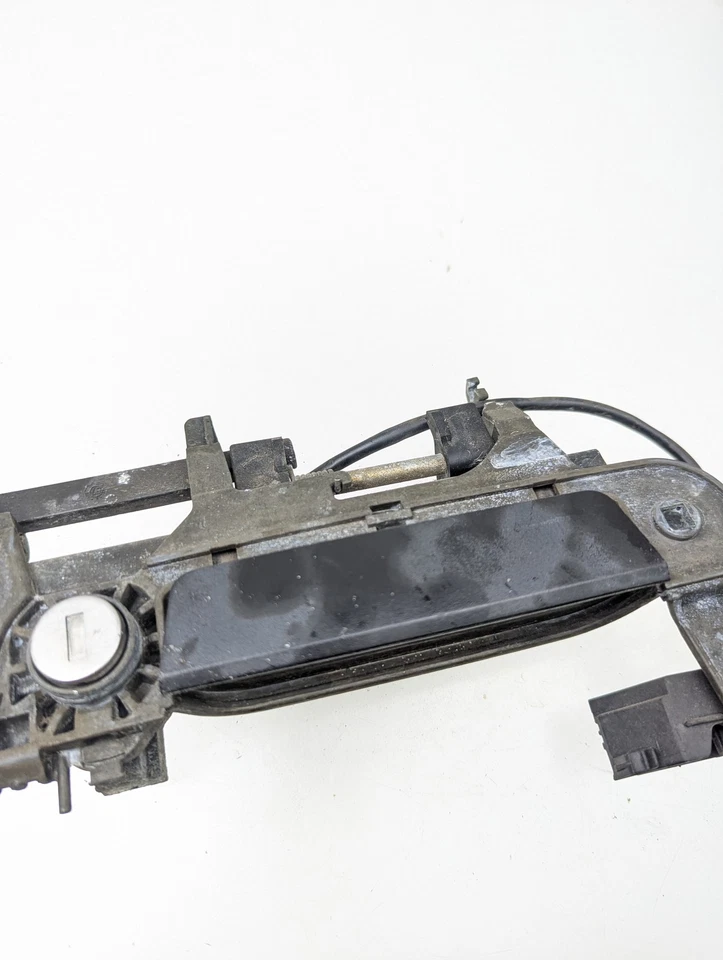 Manija de puerta exterior delantera derecha pasajero BMW 318ti E36 hatchback negro 92-99 Foto 3 de 4