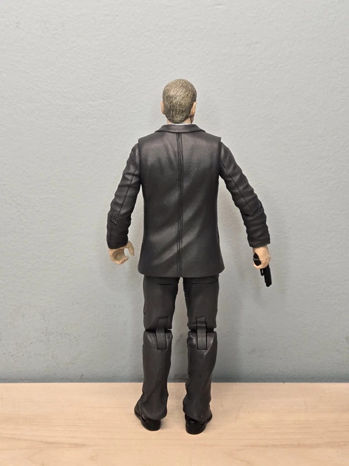 Diamond Select DC Gotham 7" Detective James Gordon Before The Legend Batman Jim - Image 2 of 2