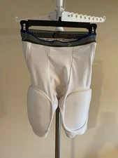 Boy's Exxact Sports 5 Pad Football Girdle Size YXL Pre-owned