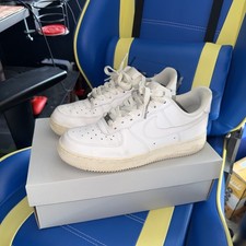 Preowned - Size 7 - Nike Air Force 1 '07 Low Triple White