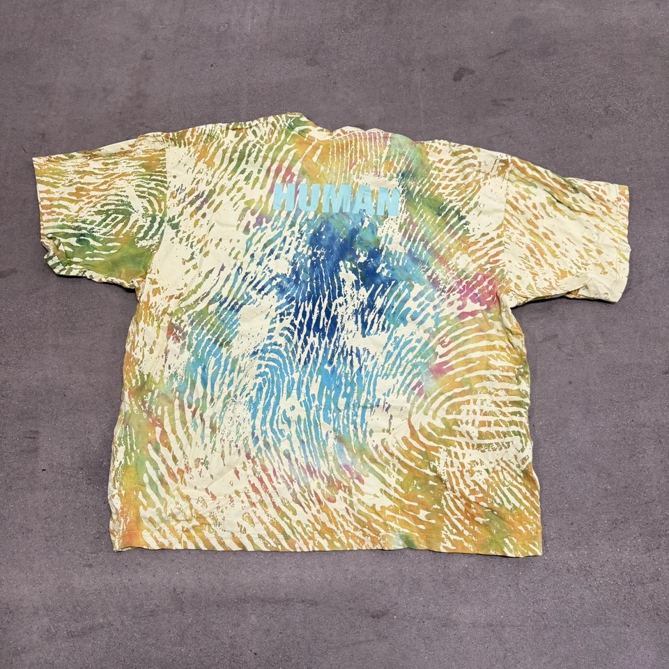 Camiseta Masculina Adidas Originals Pharrell MM PW HU Raça Humana Tie Dye Yeezy GG - Imagem 2 de 4