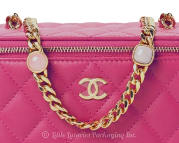 CHANELケースピンク ノベルティ CHANEL ピンク レザー コインケース ノベルティ - メルカリ