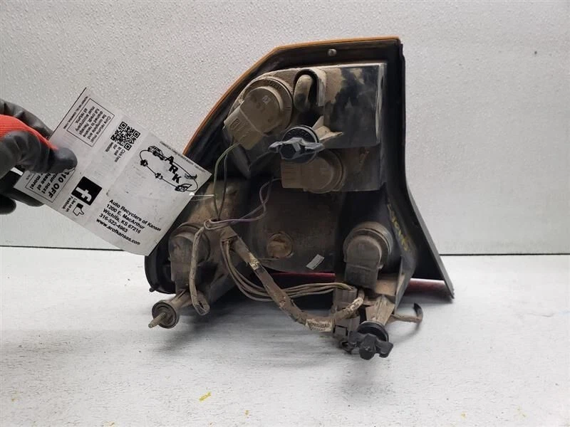 Conjunto de luz trasera derecha Chrysler 300M 1999-2000 OEM Foto 2 de 2