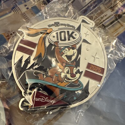 Disney Marathon Weekend 2025 runDisney 10K Medal Chip & Dale NEW