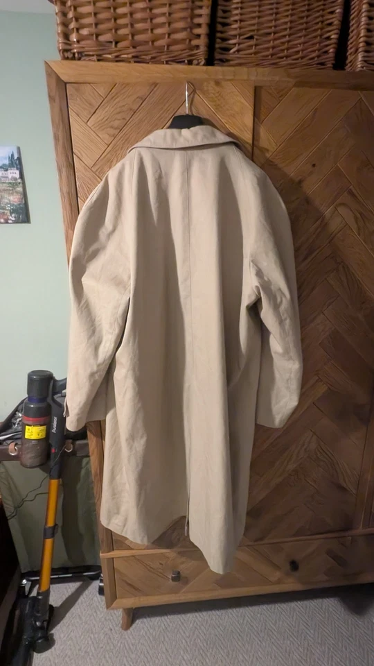 Burberrys Vintage Trenchcoat For Men Size XL 100% Cotton Made In England - Image 4 of 4