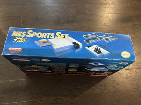 Original Nintendo NES Sports Set Box and Styrofoam Only Authentic *No Console*