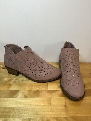 Torrid Dusty Rose Pink Perforated Laser Cut Zip Back Heeled ankle