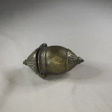 Vintage Brass Betel Nut / Snuff Box with Hinged Lid – Ornate Amulet Container