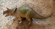 TRICERATOPS Dinosaur Action Vinyl Figure 19  Long Vintage