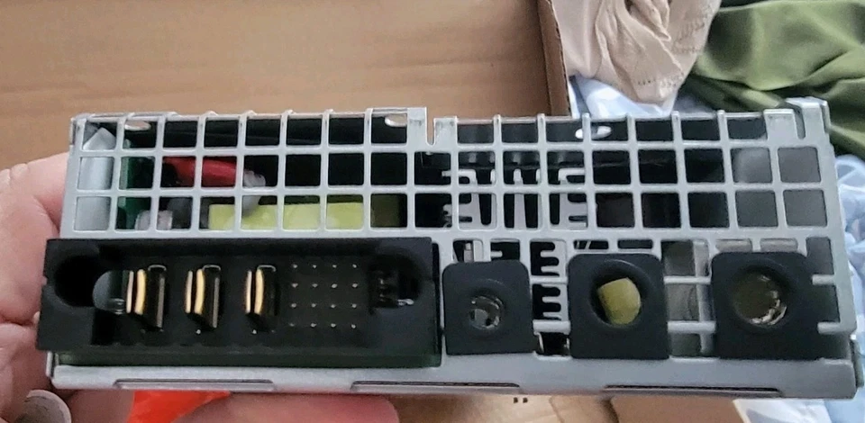 Unipower AC-DC Converter FMPe30.48J  100-250V 3000 Watt Max - Image 3 of 4