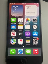 Apple iPhone SE 3rd Gen 2022 - 64 GB - White Unlocked 