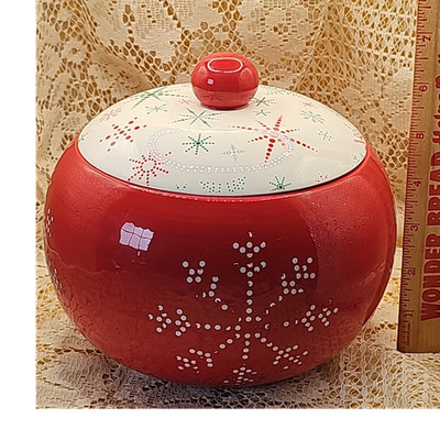 Vintage '90s Russ Berrie Red Ceramic Snowflake Christmas Cookie Jar