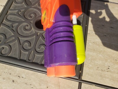 Vintage 90's Larami SUPER SOAKER XXP 175 Water Gun! Dual Tank w