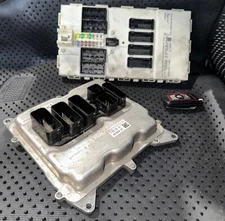 BMW 328i F30 BODY CONTROL MODULE COMPUTER BCM & ECU DME ENGINE CONTROL UNIT &KEY