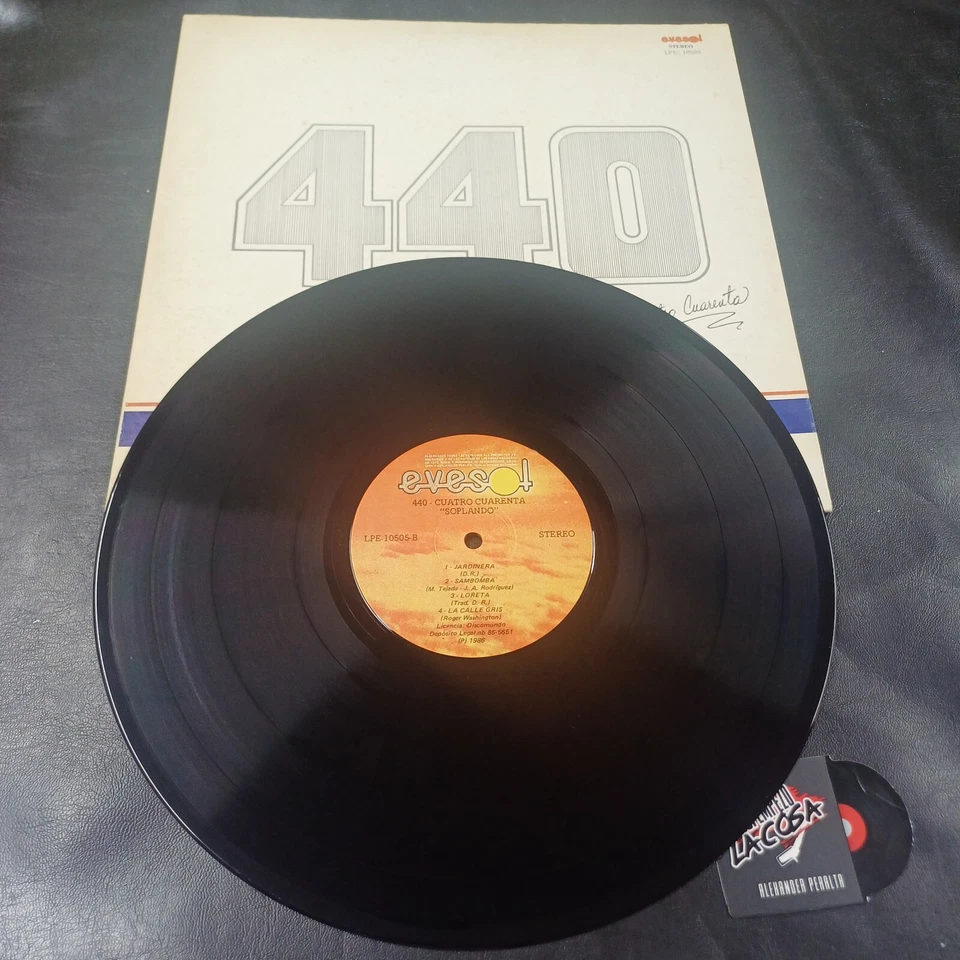 Juan Luis Guerra 4.40 – Soplando - Merengue, Bachata, Salsa, Venezuela, 1986 EX - Image 4 of 4