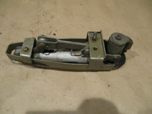Ferrari Mondial 3.0 QV, Mondial 8  LH Outer Door Handle  P/N 60633400
