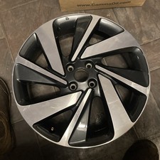 TOYOTA AYGO X 18 x 5J GREY DIAMOND CUT ALLOY WHEEL RIM P/N 42611-0H080 GENUINE