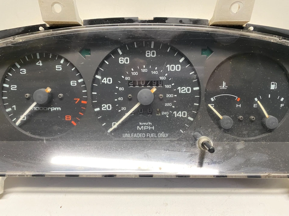 Cuadro velocímetro instrumento Mazda MX-6 1993-1994 6 cilindros OEM, 257-59642 Foto 3 de 4