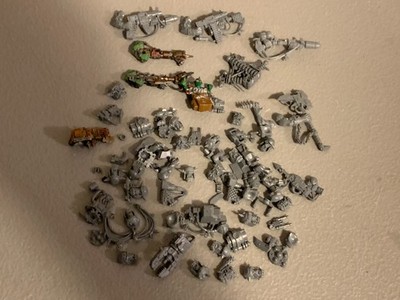 A42395 WARHAMMER 40K SPACE ORKS BITS LOT ARMS HEADS LOOTAS BIG GUNS