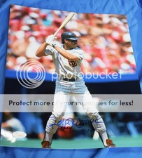 Roberto Alomar Cards, Rookie Cards and Autographed Memorabilia Guide 36