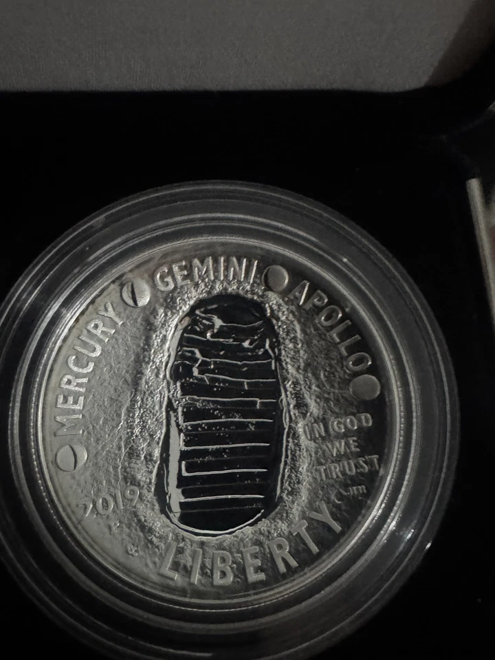 RARE 2019-P Apollo 11 50th Silver Dollar & 2019-S Apollo 11 50th Silver Half $💥 - Image 4 of 4