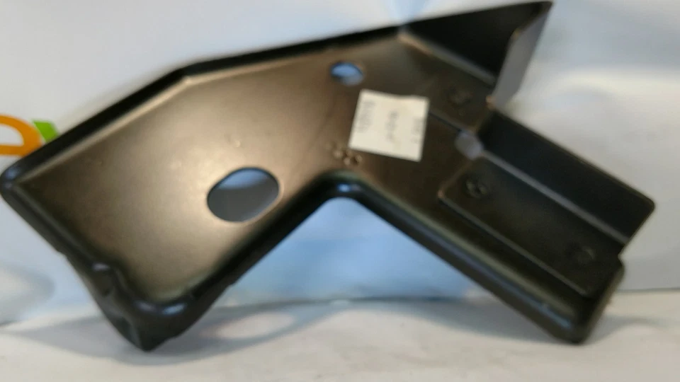  车头灯支撑支架克莱斯勒 CIRRUS BREEZE 右挡泥板 04646844 4646844  — 第 3/4 张图片