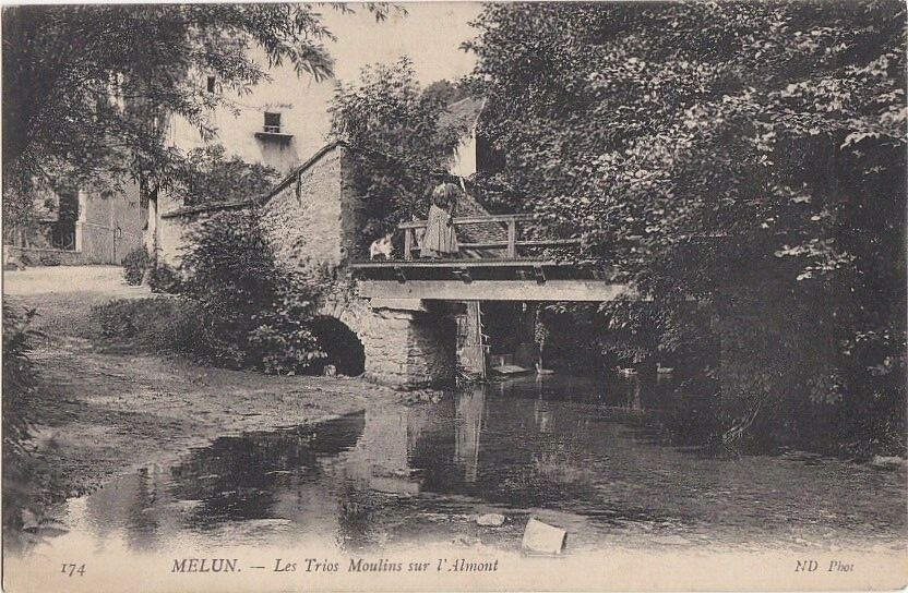 MELUN - Seine & Marne - CPA 77 - C Souvenir Statue Pasteur Boulevard