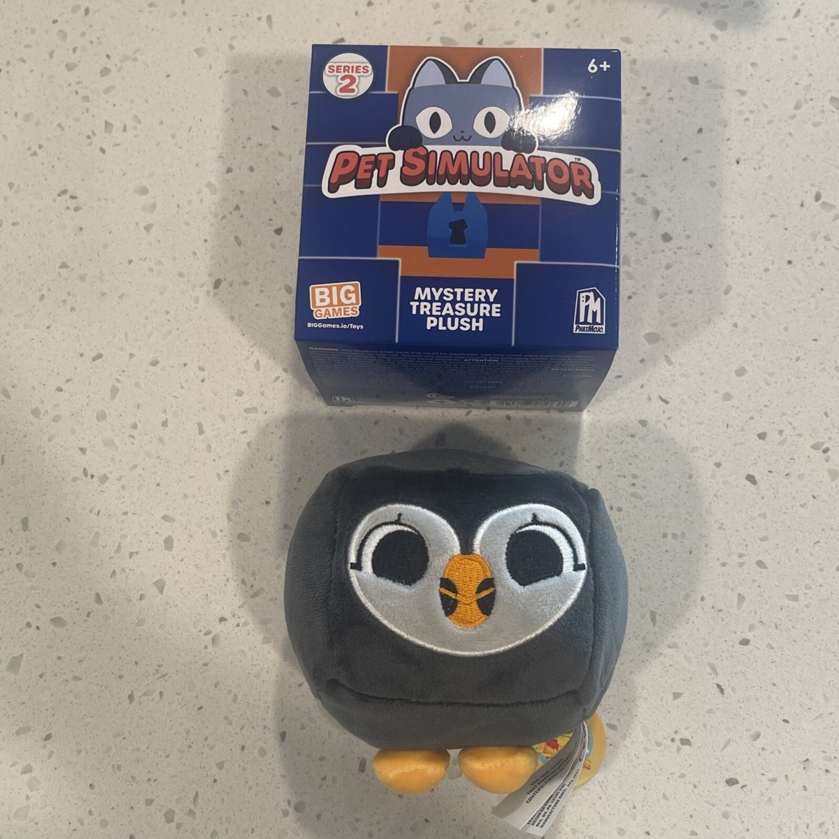 Pet Simulator SERIES 2 Mystery Plush Puffin Seabird w DLC
