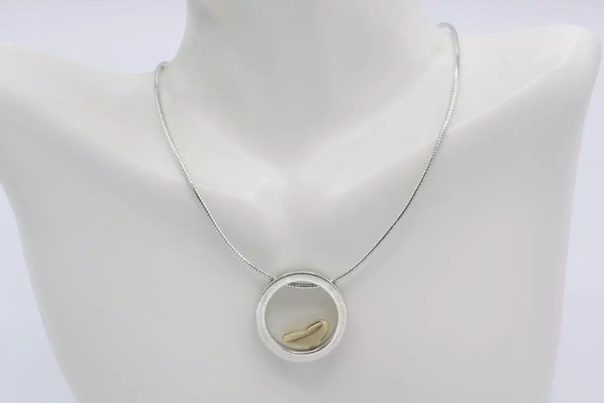 Movado Heart in Circle Pendant Necklace 925 Sterling Silver 18K