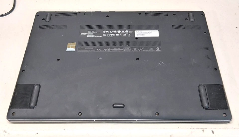 Portátil Acer Aspire M5-583P-6423 Intel i5-4200U - SIN RAM - SIN SISTEMA OPERATIVO - SIN DISCO DURO #522 Foto 3 de 3