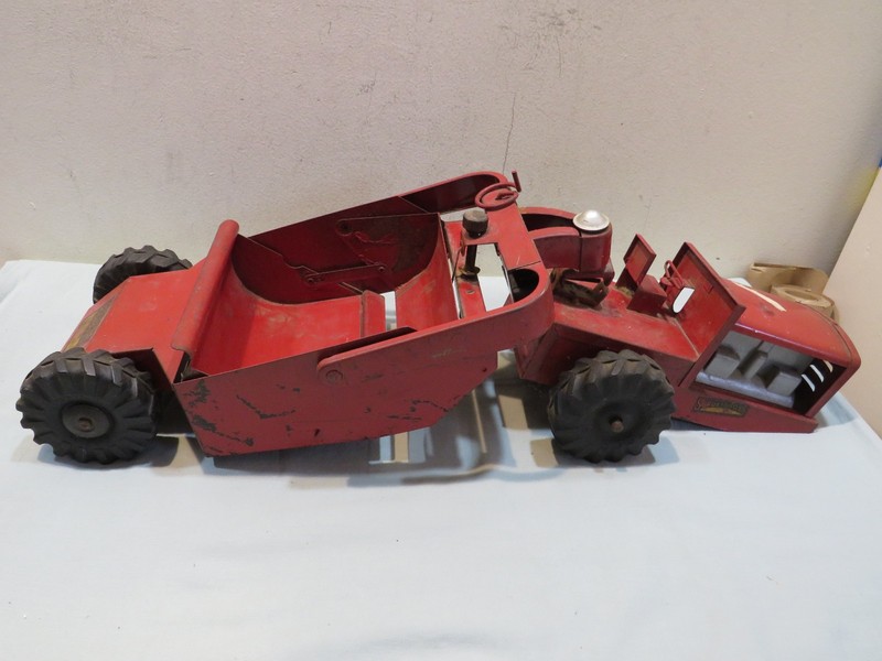 Vintage 1950s Structo Toys Scraper #3300 Diecast Pressed Steel Construction Toy