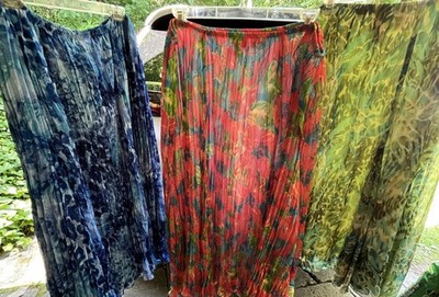 Ruby Rd. Woman Skirts Set of 3 Blue Red Green Floral Crinkle Lined Size 24W