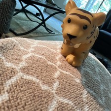 2014 Fisher Price Little People Tiger Toy Figure