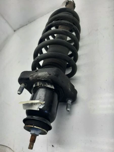 Apoio de suspensão traseiro 08-14 Dodge Avenger 5272613AK - Imagem 2 de 4