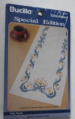 Bucilla Special Edition Tulip Wreath Table Runner Spring Easter #63337 NOS