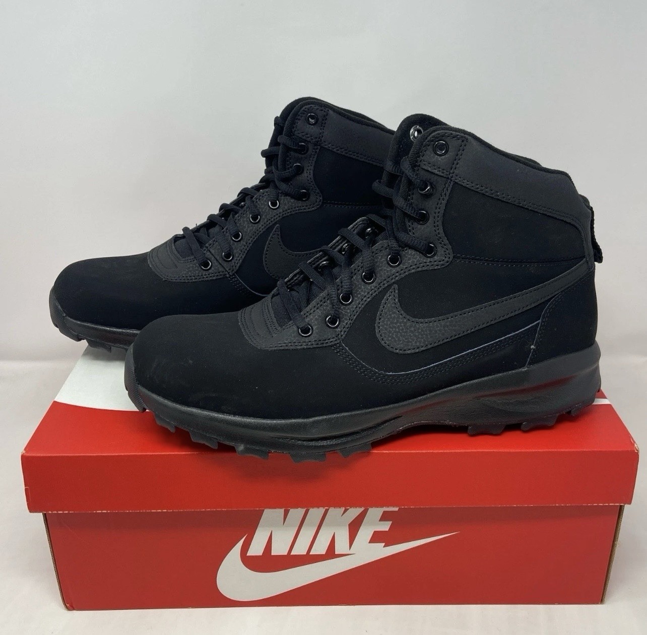Nike Manoadome Black Sneaker Boots, Size 10.5 844358-003