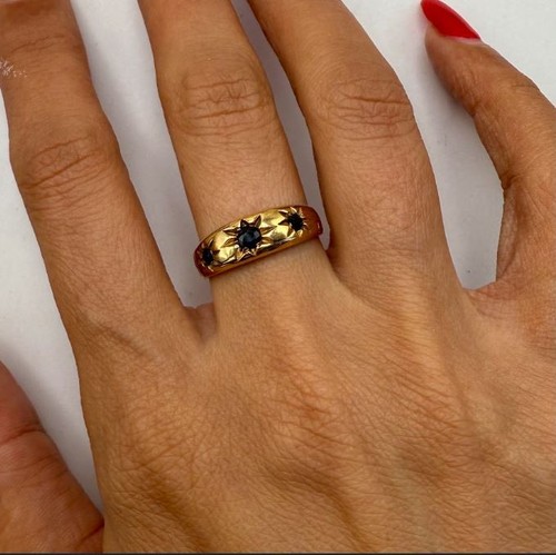 Vintage 9k Solid Yellow Gold Three-Stone Star Sapphire Gypsy Ring, Size 6 - Picture 10 of 10