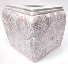 NEW ART HOUSE 3D FLORAL,FLOWER,BEIGE,PINK HUE SHADE RESIN TISSUE HOLDER,BOX