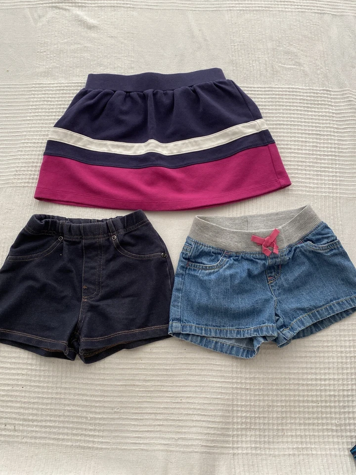 Lote De 3 Faldas Gymboree/Jumping Bean/Garanimals Niña Talla 5 y 2 Pantalones Cortos Foto 2 de 4