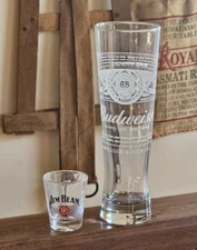 Wonderful Collectible Lot Of Breweriana Glassware Budweiser & Jim Beam